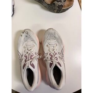 ASICS FlyteFoam Running Shoes Women Size 8.5 White Pink Good 1012B593 Sneakers‎